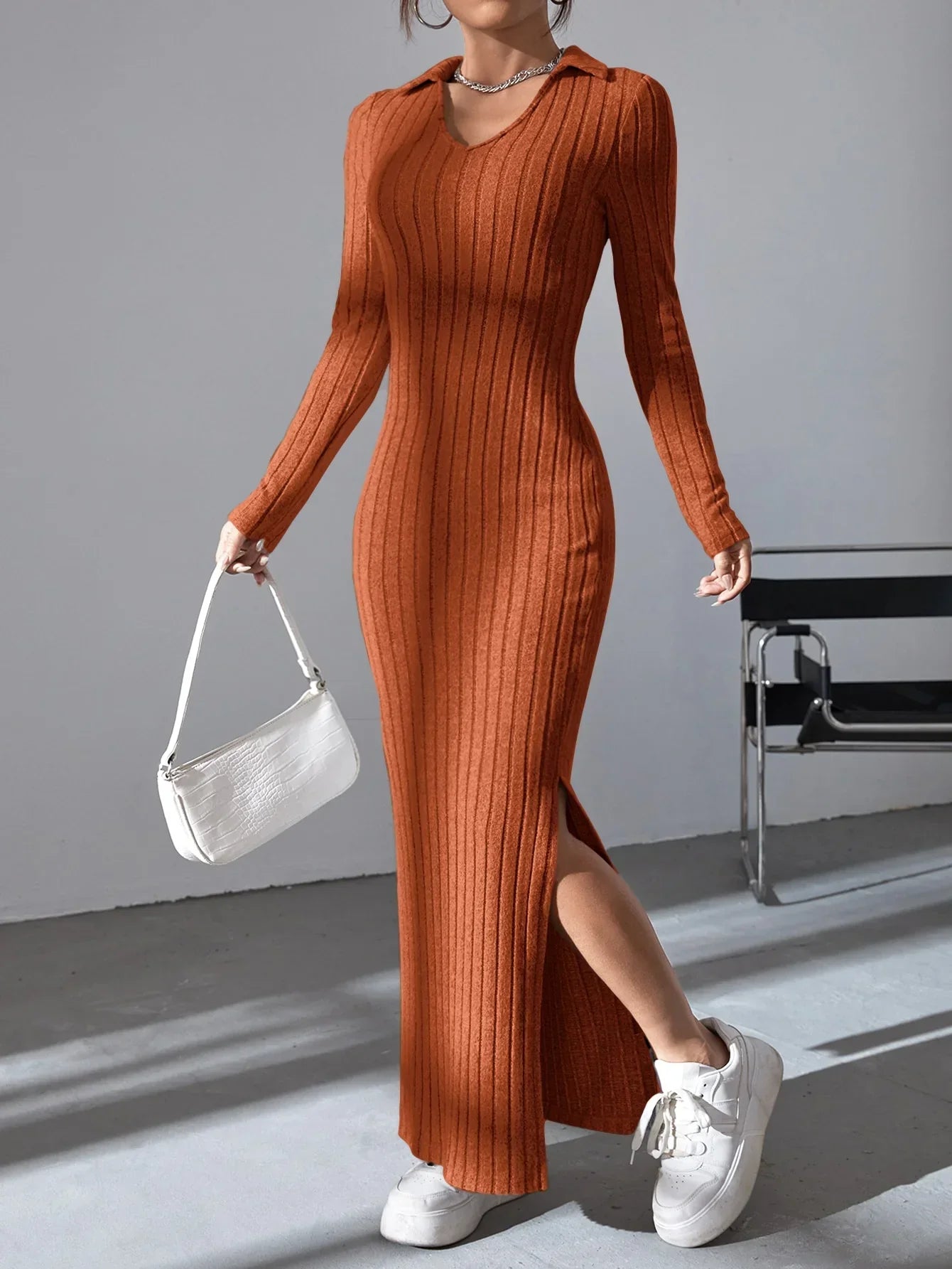 RELBO™| V-NECK KNITTED DRESS